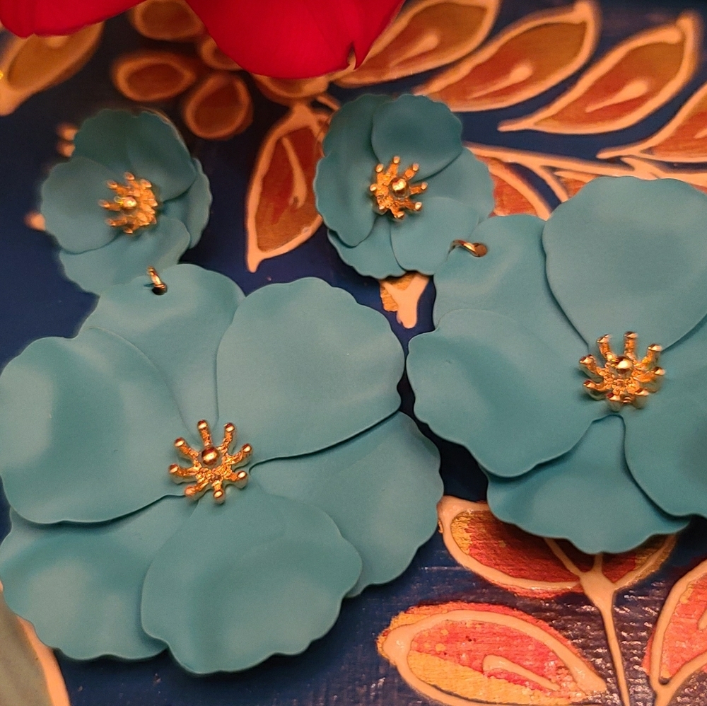 Blue Large Flower Dangle Post Summer Earring Pair